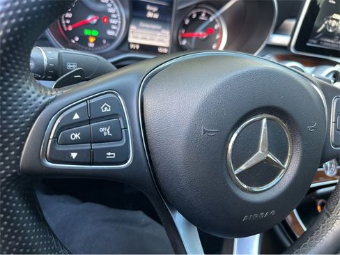 Used 2015 Mercedes-Benz C 300 4MATIC Sedan image 23