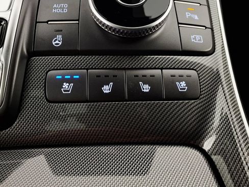 Used 2022 Hyundai Santa Fe Limited FWD image 16