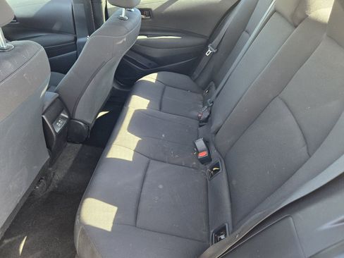 Used 2025 Toyota Corolla LE image 30