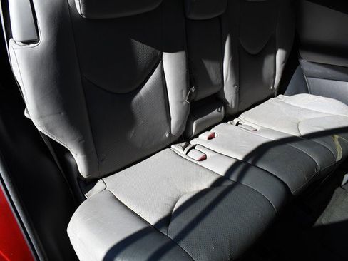 Used 2008 Toyota RAV4 Limited image 29