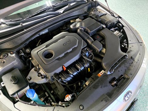 Used 2016 Kia Optima LX image 38