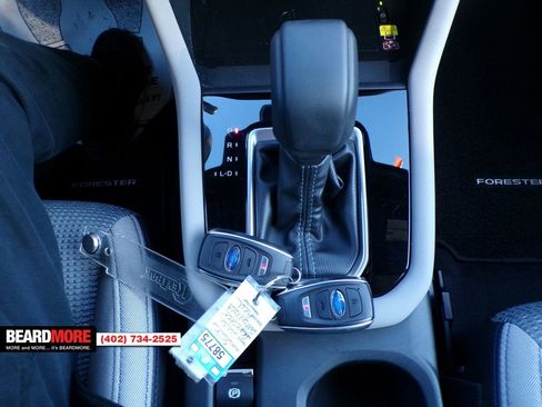 Used 2025 Subaru Forester Premium image 43