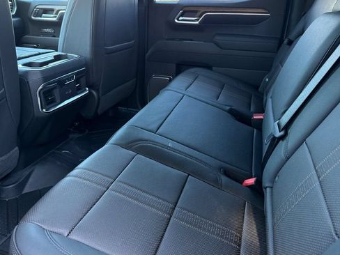 New 2026 Chevrolet Silverado 1500 High Country w/ High Country Premium Package AWD/4WD image 12