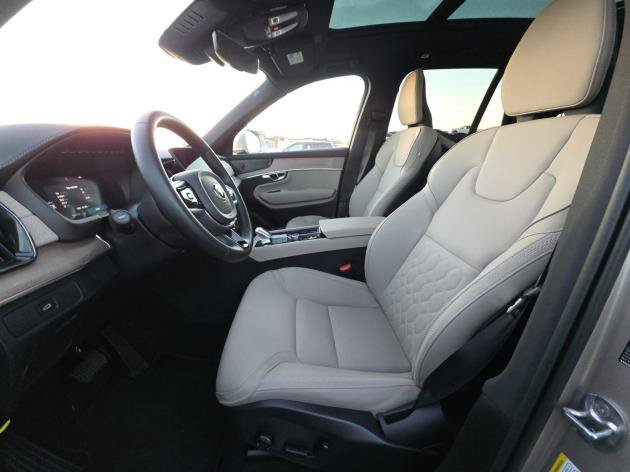 Used 2026 Volvo XC90 B6 Plus AWD/4WD image 5