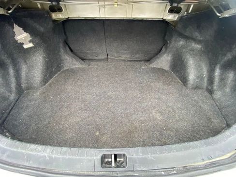 Used 2018 Toyota Corolla LE image 26