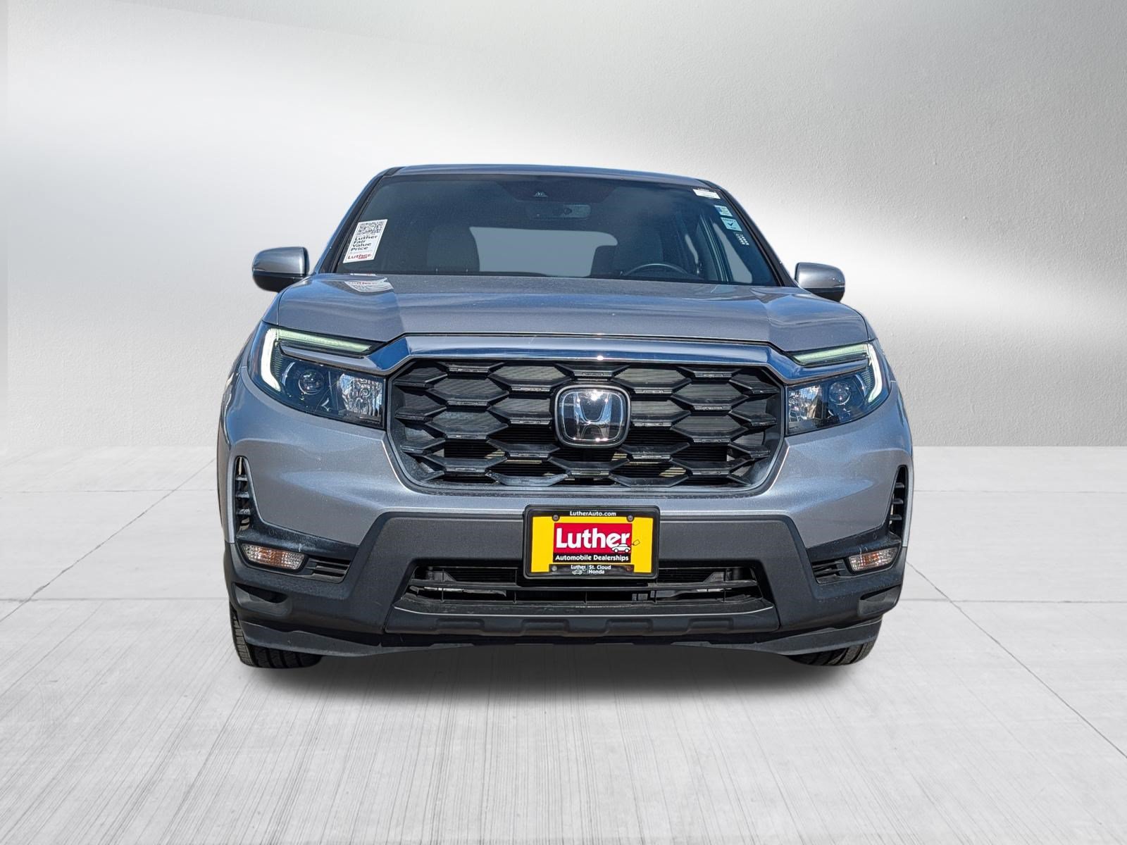 Used 2023 Honda Passport EX-L image 2