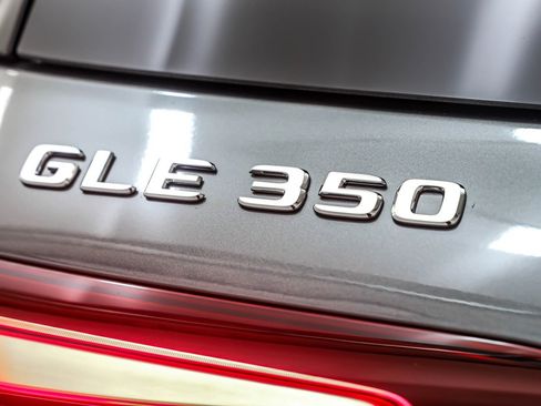 Certified 2025 Mercedes-Benz GLE 350 4MATIC image 10