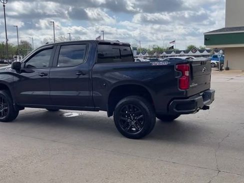 Used 2023 Chevrolet Silverado 1500 LT Trail Boss w/ Convenience Package II image 6