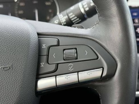 Used 2023 Cadillac XT4 Premium Luxury w/ Cold Weather Package AWD/4WD image 25