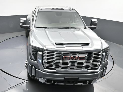 Used 2025 GMC Sierra 3500 Denali w/ Denali Reserve Package AWD/4WD image 34