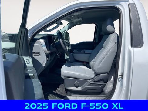New 2025 Ford F550 4x4 Regular Cab Super Duty w/ XL Chrome Package image 8