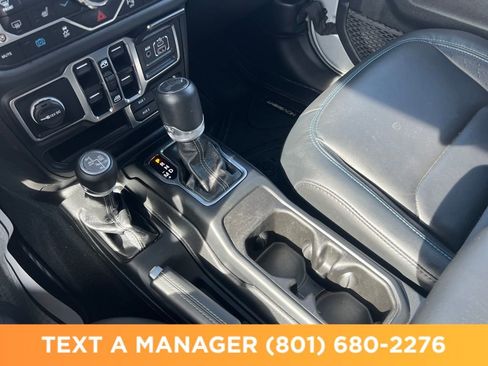 Used 2024 Jeep Wrangler High Altitude AWD/4WD image 24