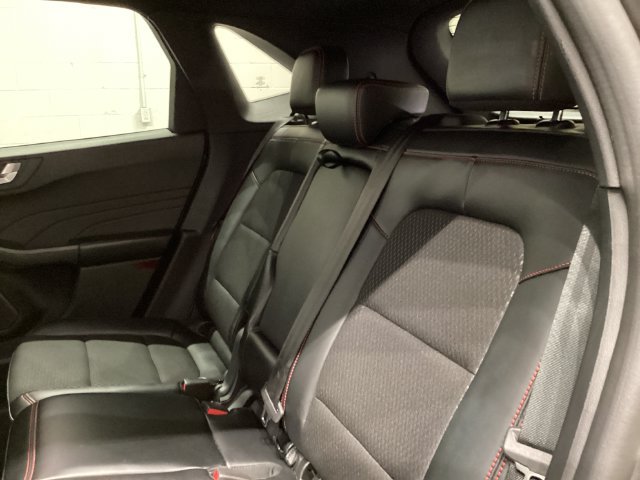 Used 2025 Ford Escape ST-Line Select AWD/4WD image 22