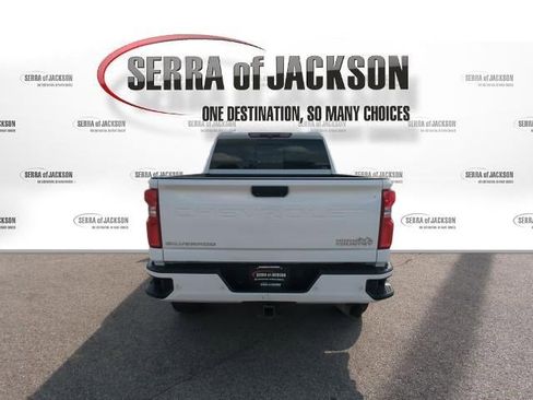 Used 2023 Chevrolet Silverado 2500 High Country AWD/4WD image 6