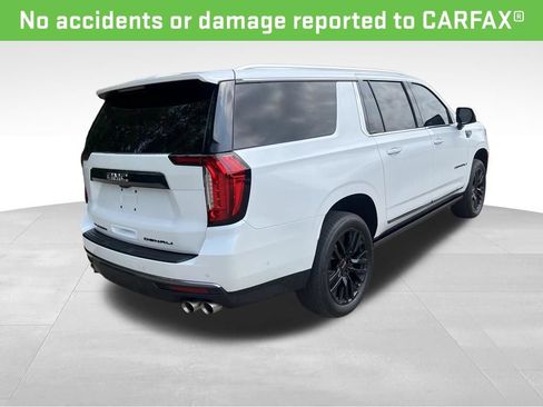 Used 2024 GMC Yukon XL Denali Ultimate AWD/4WD image 3