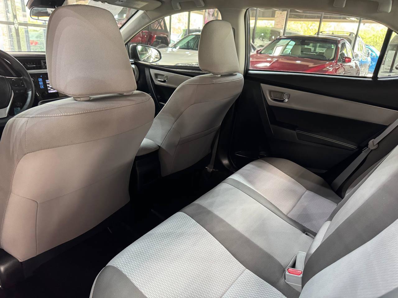Used 2019 Toyota Corolla LE FWD image 13