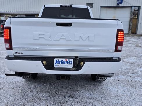 Used 2018 RAM 2500 Limited image 7