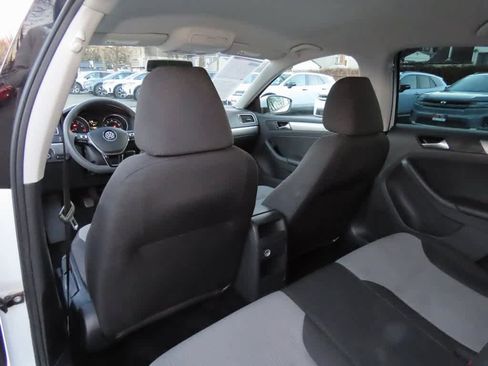 Used 2018 Volkswagen Jetta S w/ Cold Weather Package image 13