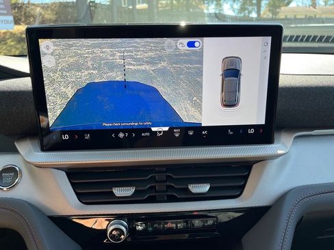 New 2026 Ford Explorer Active AWD/4WD image 26