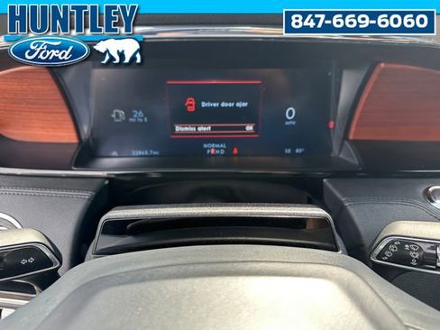 Used 2022 Lincoln Navigator Reserve image 36