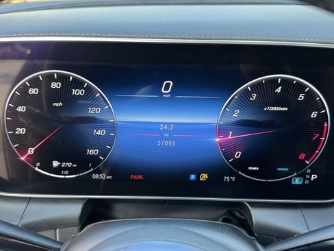 Used 2023 Mercedes-Benz GLC 300 image 25