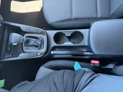 Used 2024 Kia Soul LX w/ Option Group 015 FWD image 22