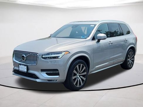 Certified 2025 Volvo XC90 B6 Plus AWD/4WD image 1