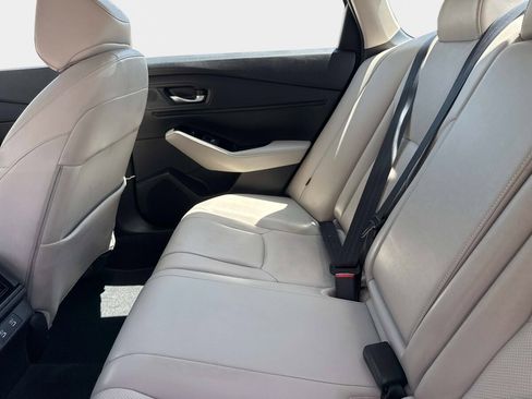 Used 2023 Honda Accord Touring image 11