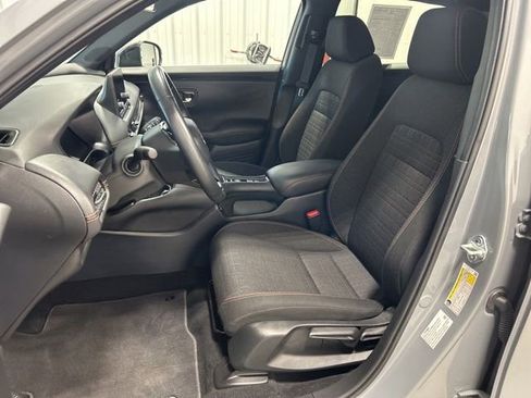 Certified 2025 Honda HR-V Sport image 15
