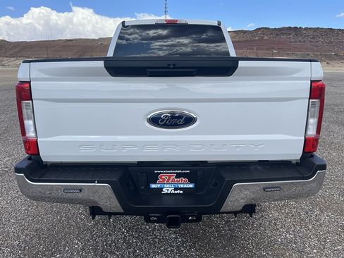 Used 2017 Ford F250 XLT AWD/4WD image 7