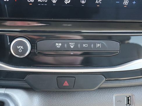 Used 2025 Ford Transit 350 XLT AWD/4WD image 19