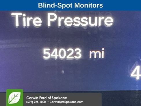 Used 2024 Chrysler Pacifica Touring-L image 4