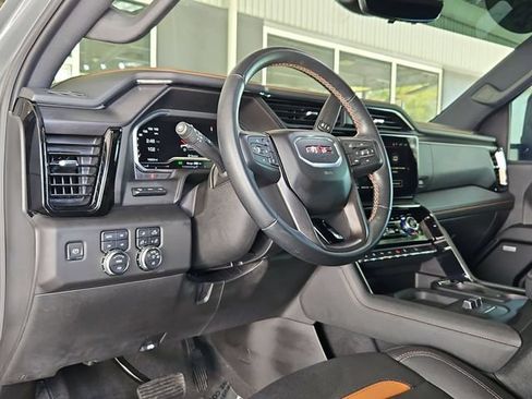 Certified 2024 GMC Sierra 2500 AT4 w/ AT4 Premium Plus Package AWD/4WD image 11