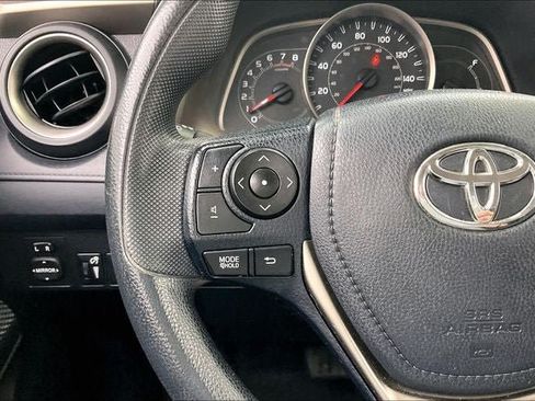 Used 2015 Toyota RAV4 LE AWD/4WD image 22
