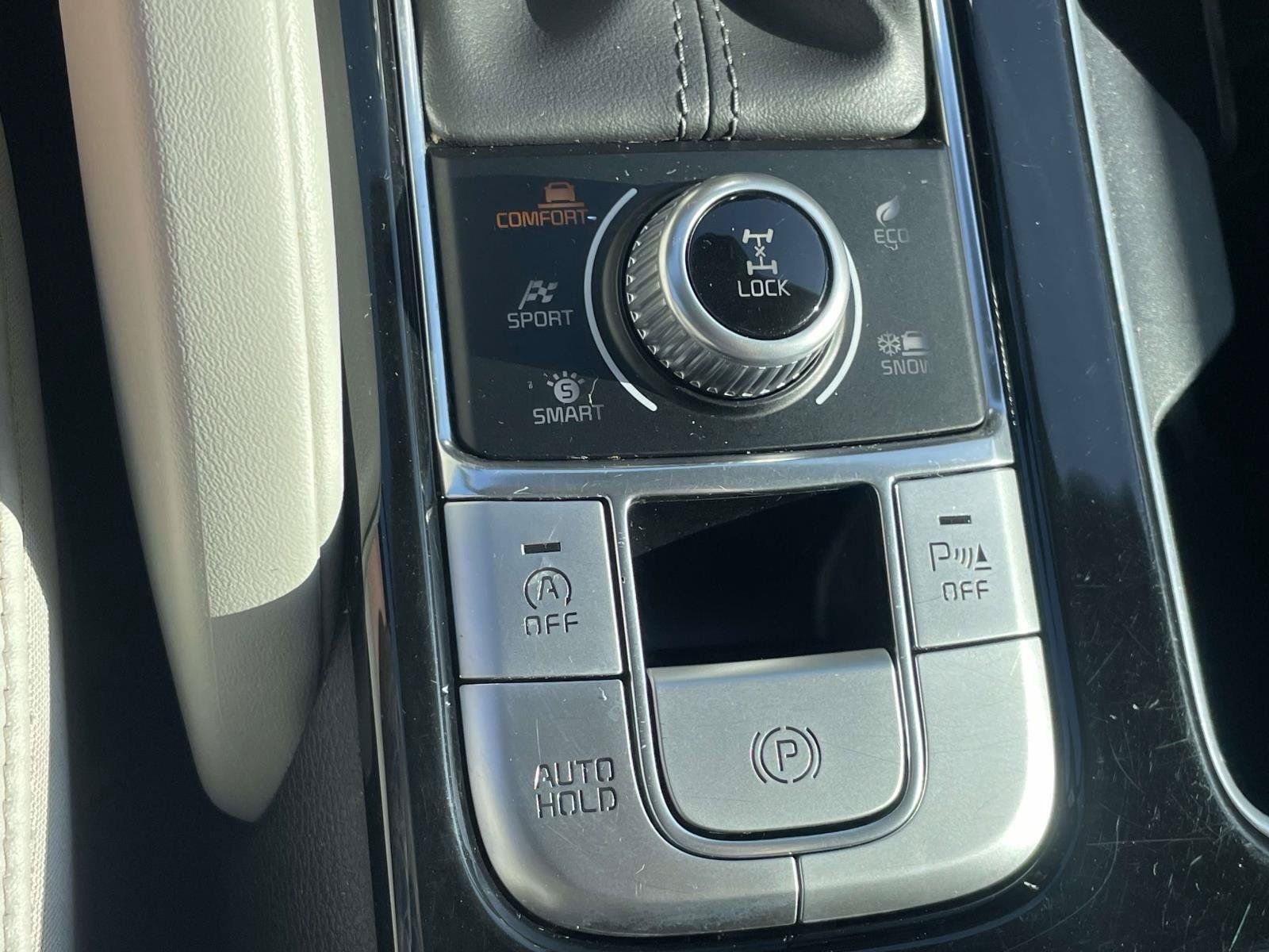 Used 2022 Kia Telluride S AWD/4WD image 21