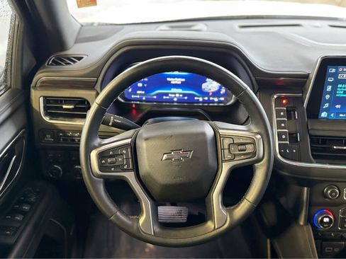 Certified 2023 Chevrolet Tahoe Z71 w/ Luxury Package image 15