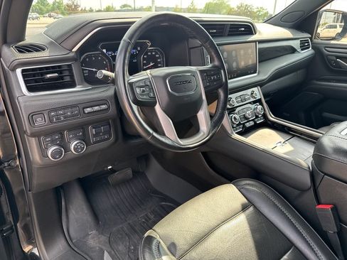 Certified 2021 GMC Yukon Denali w/ Denali Ultimate Package AWD/4WD image 13
