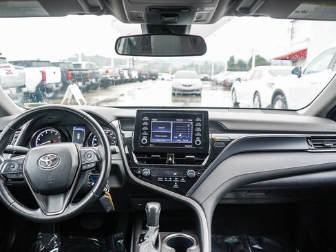 Certified 2023 Toyota Camry SE image 13