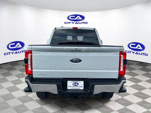 Used 2025 Ford F250 Lariat AWD/4WD image 5