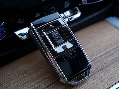 Certified 2023 Rolls-Royce Cullinan w/ Cullinan Package AWD/4WD image 34