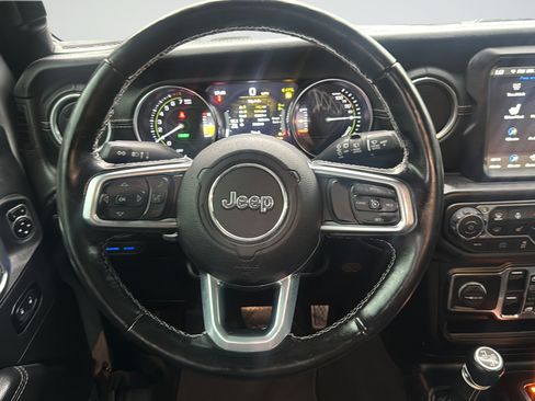 Used 2021 Jeep Wrangler Unlimited Sahara w/ Cold Weather Group AWD/4WD image 14