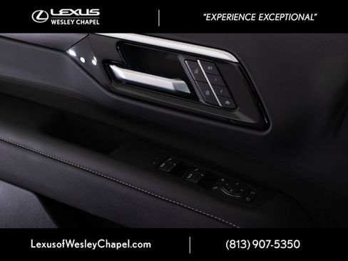 Used 2025 Chevrolet Tahoe Premier RWD image 20