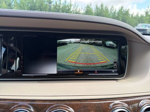 Used 2016 Mercedes-Benz S 550 4MATIC Sedan image 24