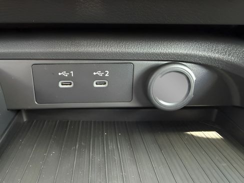 New 2026 Nissan Sentra SV w/ Floor Mat Package FWD image 13