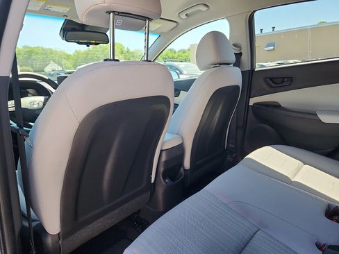 Certified 2023 Hyundai Kona SEL AWD/4WD image 24