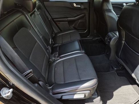 Used 2025 Ford Escape ST-Line FWD image 38