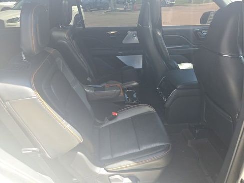 Used 2025 Lincoln Aviator Black Label AWD/4WD image 26