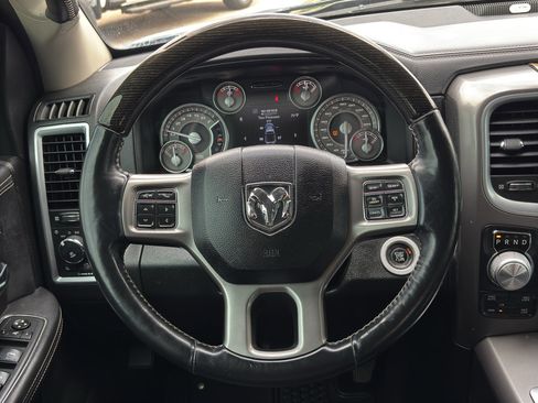 Used 2014 RAM 1500 Limited AWD/4WD image 10