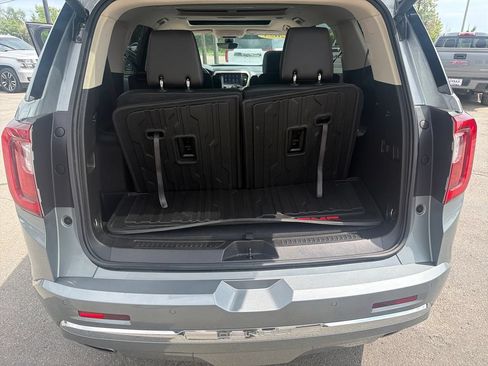 Used 2023 GMC Acadia Denali w/ Denali Ultimate Package FWD image 26