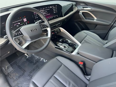 Used 2025 Audi Q5 Premium Plus AWD/4WD image 13